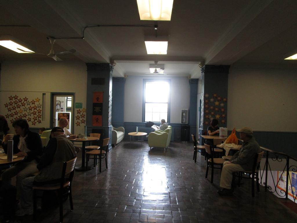 Flushing Ymca Hostel New York Exterior photo
